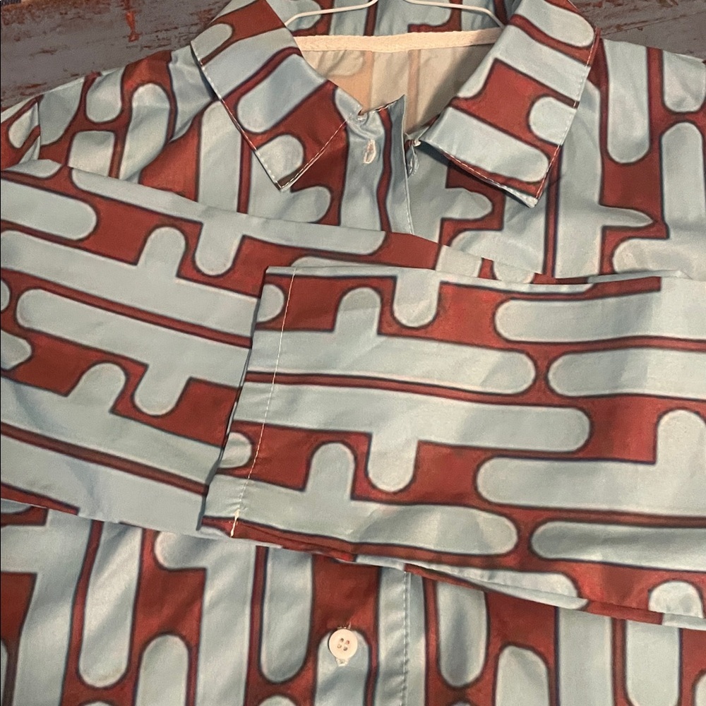 Geometric Patterned Button-Up Shirt and matching bottoms - soft , colorful - Picture 2 of 6